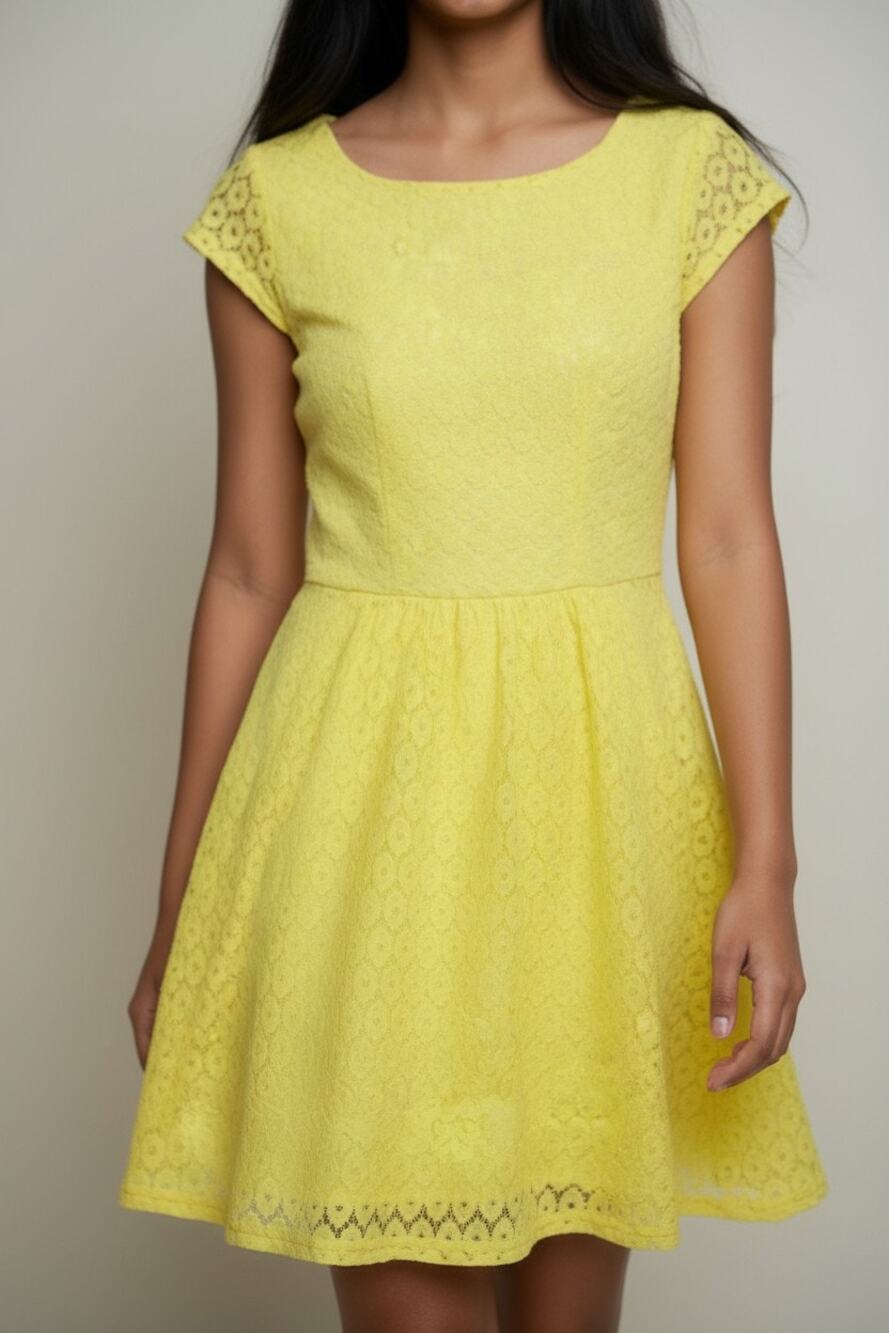 B. Darlin Yellow Lace Fit & Flare Dress – Juniors 9/10